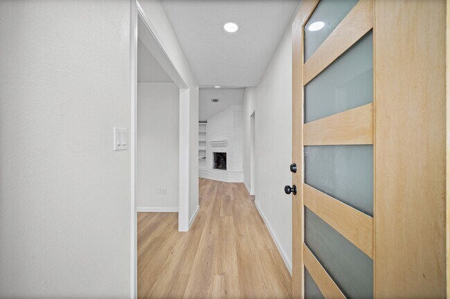 Foto del edificio - 10935 Silkwood Dr