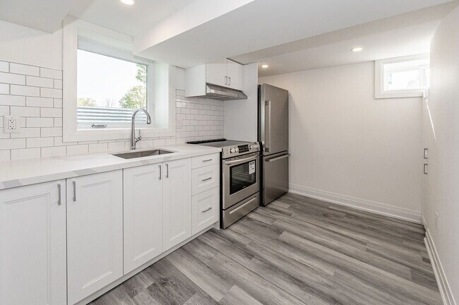 Photo du bâtiment - Updated 2 bedroom on East Mountain