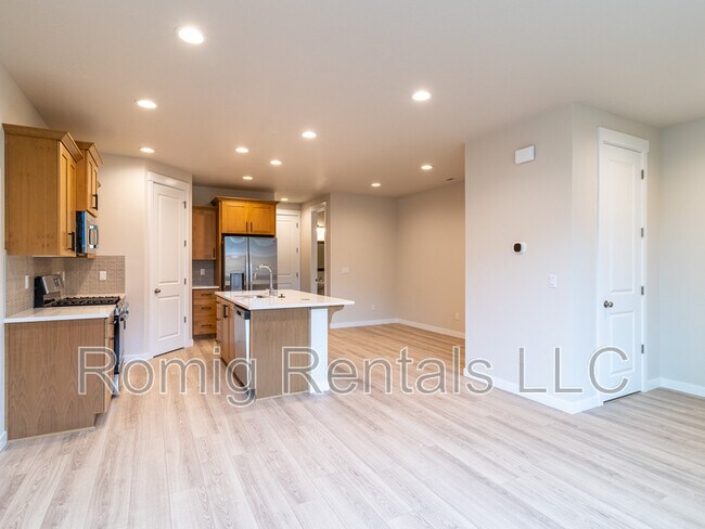 Foto del edificio - 18609 NE 44th Ave