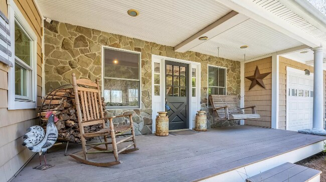 Building Photo - 120 Whitesville Rd