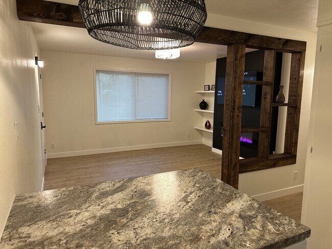 Foto del edificio - 2806 Willow Dr