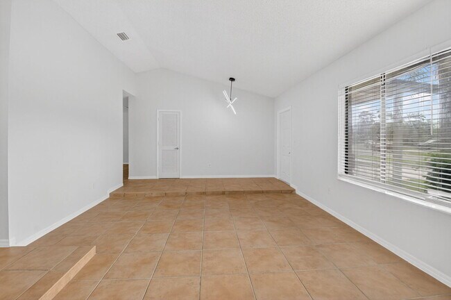 Foto del edificio - 4135 Bay Laurel Way