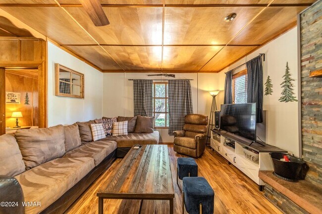 Foto del edificio - 3396 Navajo Dr