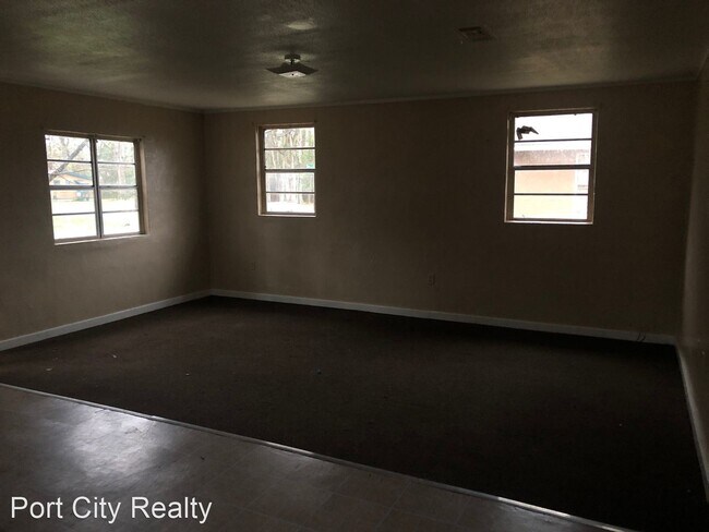 Foto del edificio - 3 br, 1 bath House - 6252 Rufus Dr