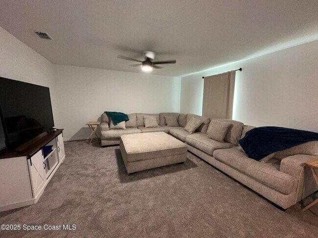 Foto del edificio - 510 Breakwater St SE