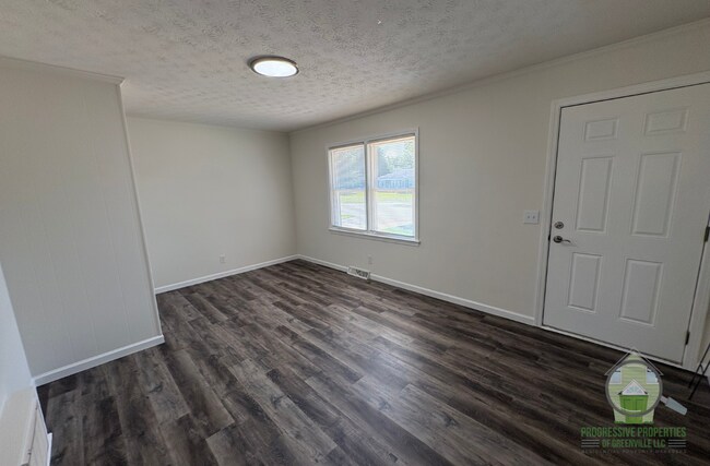 Building Photo - 111 Fowler Rd