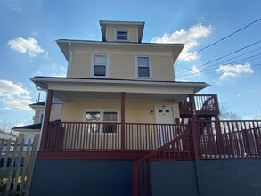 Building Photo - 1504 Summerfield Ave