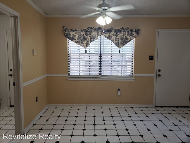Building Photo - 3 br, 1.5 bath House - 964 McNeil Ave