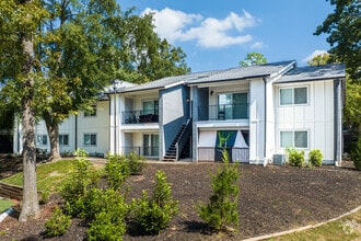 Building Photo - Dwell @ 750