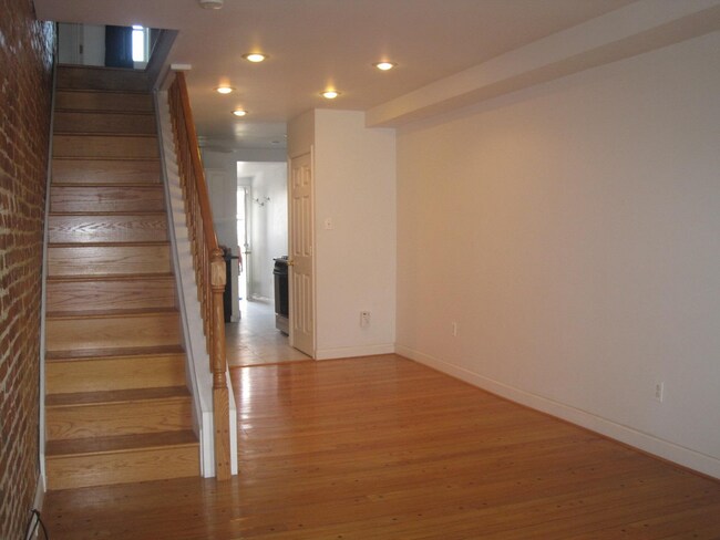 Foto del edificio - 1404 Woodall St
