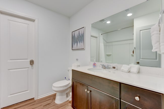 Foto del edificio - 2204 Nightview Dr