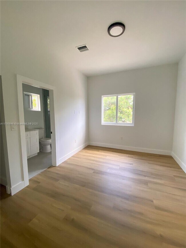 Photo - 4 bedroom in Miami FL 33142 Apartment