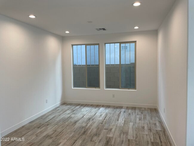 Foto del edificio - 21623 N 59th St
