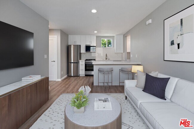 Building Photo - 4136 McFarlane Ave