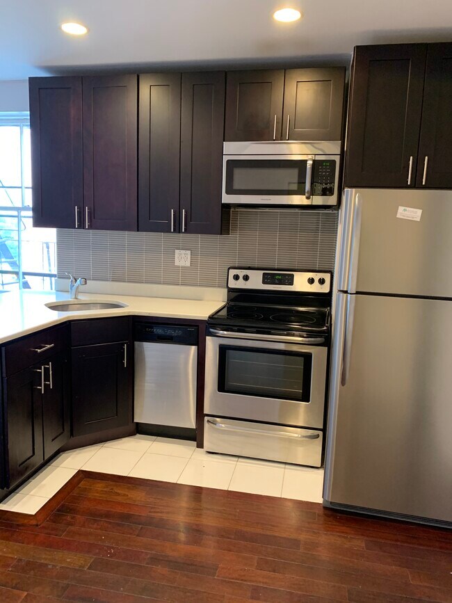 Foto del edificio - 331 Hicks St