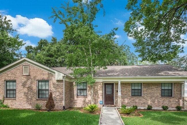 Building Photo - 11038 Waxwing St