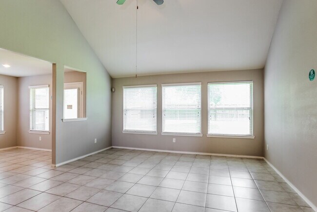 Foto del edificio - 4016 Erlington Bend Trace
