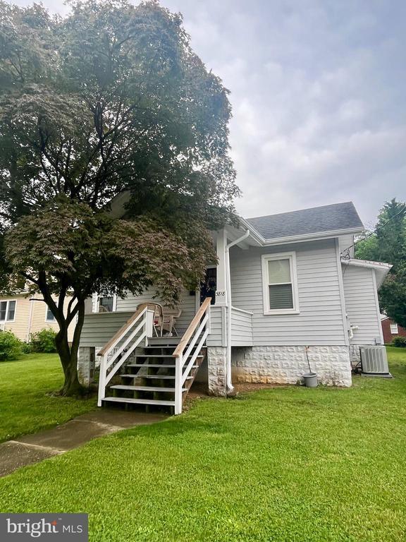 Primary Photo - 3818 16th St S