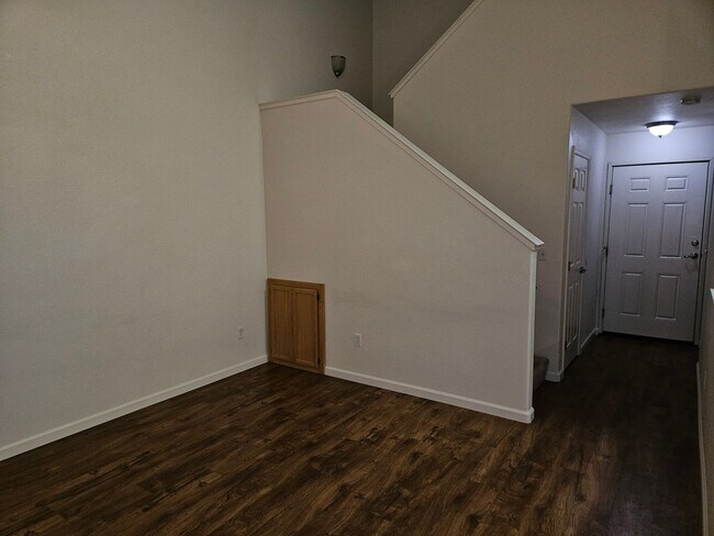 Foto del edificio - 1278 Mighty Oak Ln
