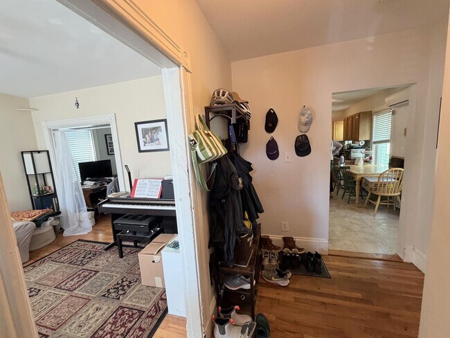 Foto del edificio - 46 Trull St