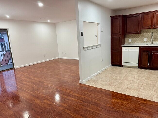 Foto del edificio - 685 Oak St