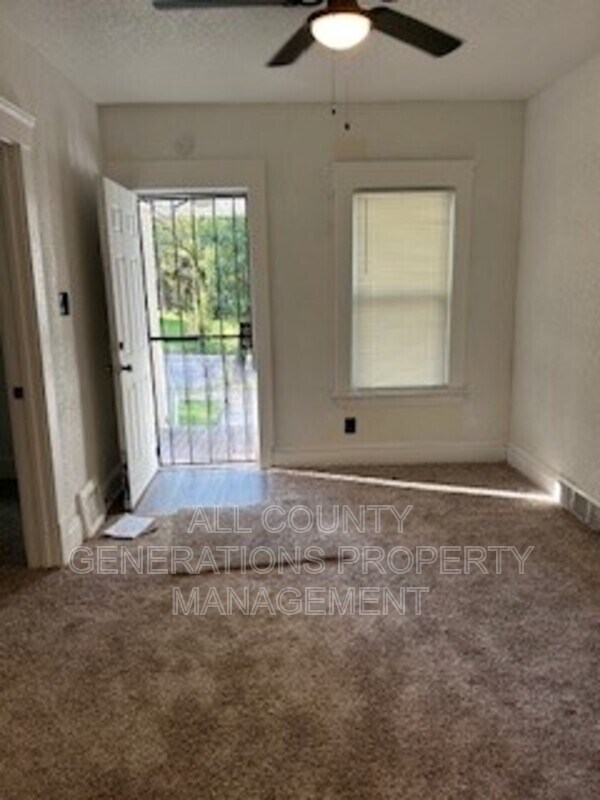 Foto del edificio - 9705 Orleans Ave