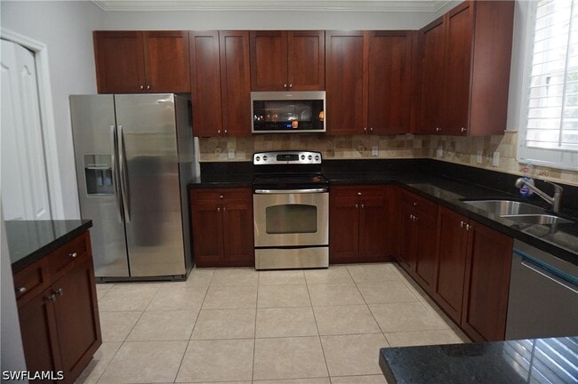 Building Photo - 20605 E Golden Elm Dr