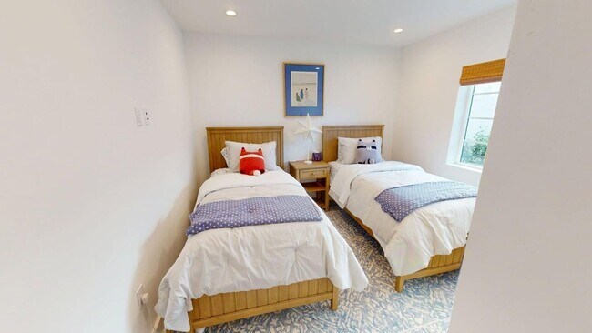 Foto del edificio - BRAND NEW CONDO | EV Charging