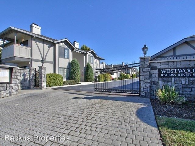 Building Photo - 2 br, 1 bath House - 1061 Riker Street #4