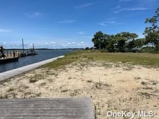 Primary Photo - 283 Longneck Blvd