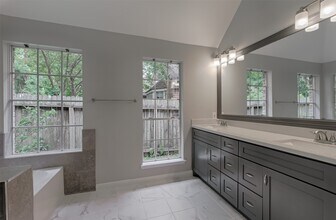 Building Photo - 4230 Mountain Peak Way