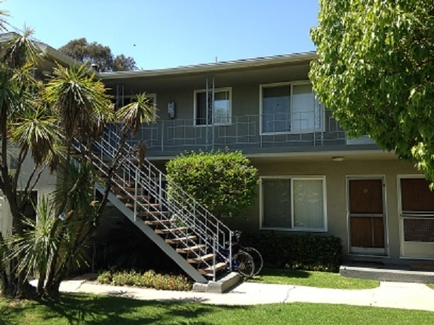 Building Photo - 2257