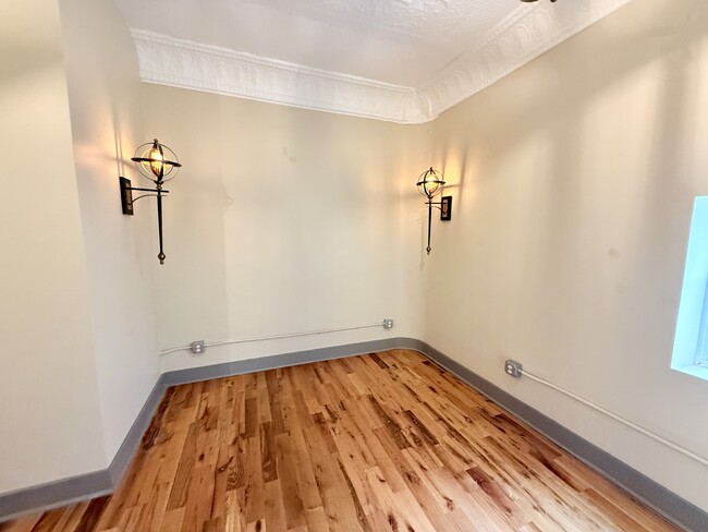 Building Photo - Wills-Camp Lofts