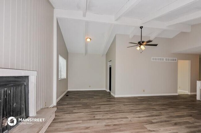 Building Photo - 1219 Flagstone Terrace