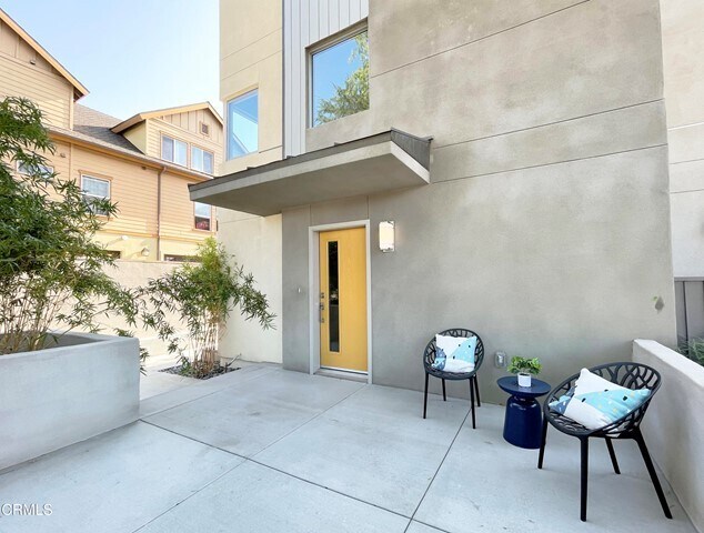 Foto del edificio - 230 S San Marino Ave