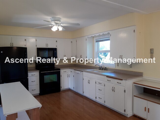 Building Photo - Now Showing-Cedar Hills Mid Century Modern...