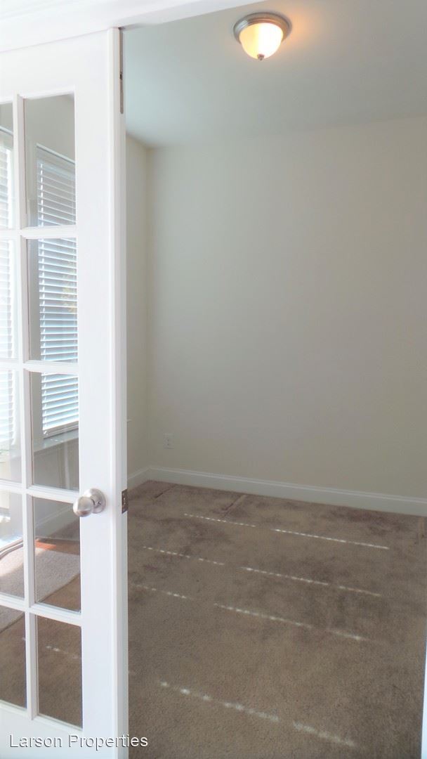 Building Photo - 4 br, 2.5 bath House - 523 Applecross Drive