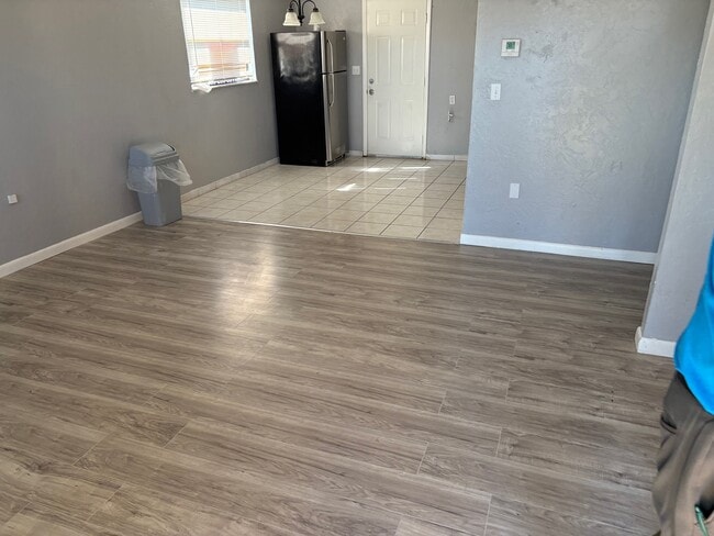 Building Photo - 440 Las Palmas Cir