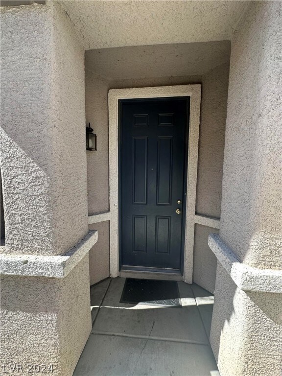 Building Photo - 930 Wembly Hills Pl