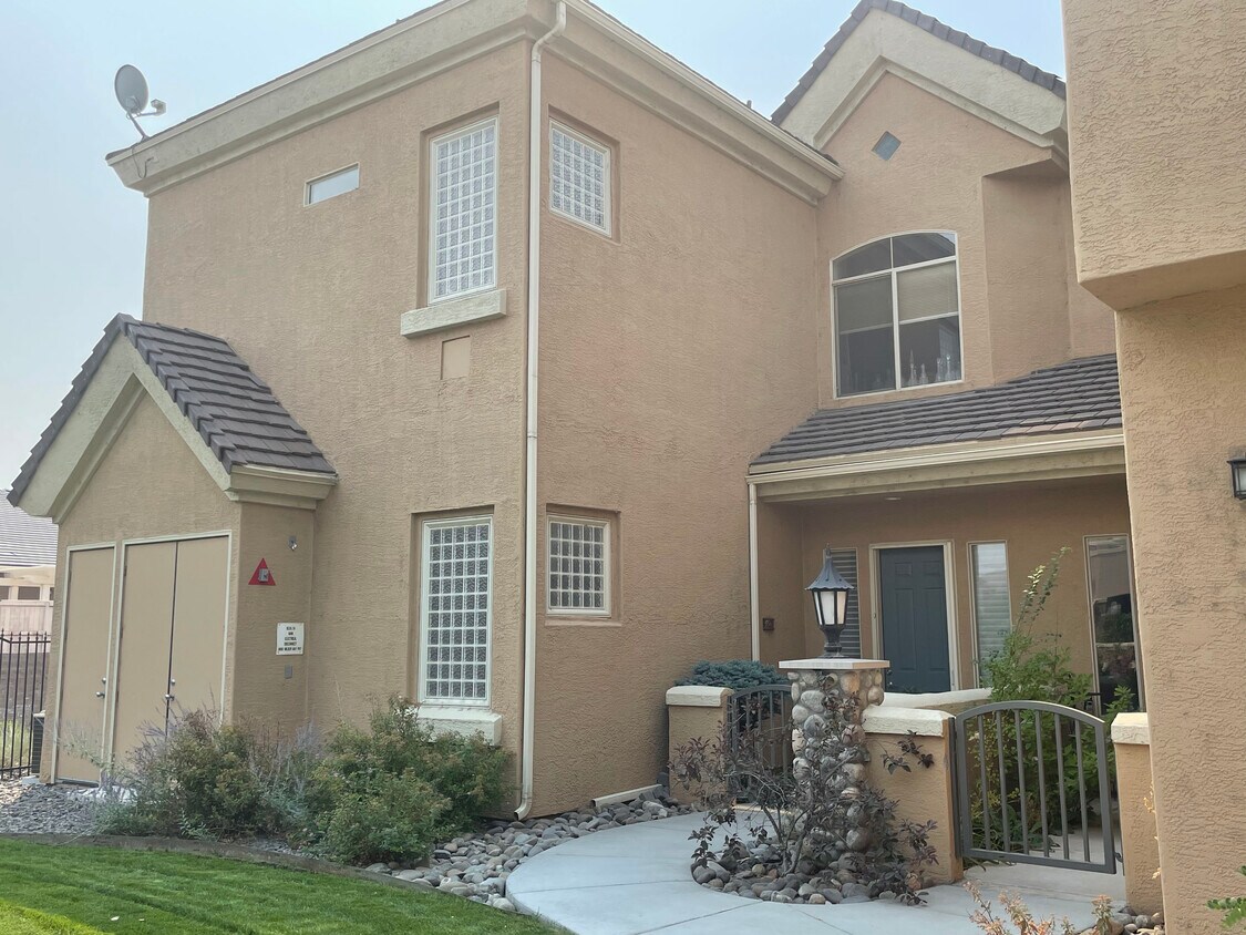 9900 Wilbur May Pky Unit 2401, Reno, NV 89521 Condo for Rent in Reno