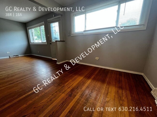 Building Photo - ***SINGLE FAMILY HOME / 3 BDRM / 1 BTH / H...