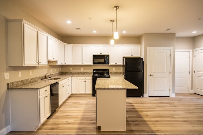 Kitchen_2 - CARLS CORNER RESIDENTIAL