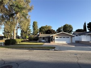 Building Photo - 17131 Cascades Ave