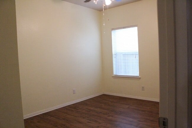 Foto del edificio - 6907 Silver Trace Ct