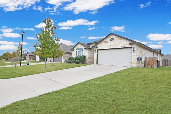 Foto del edificio - 1238 Juneberry Pk Dr