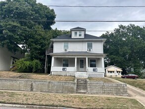 Building Photo - 485 Allyn St