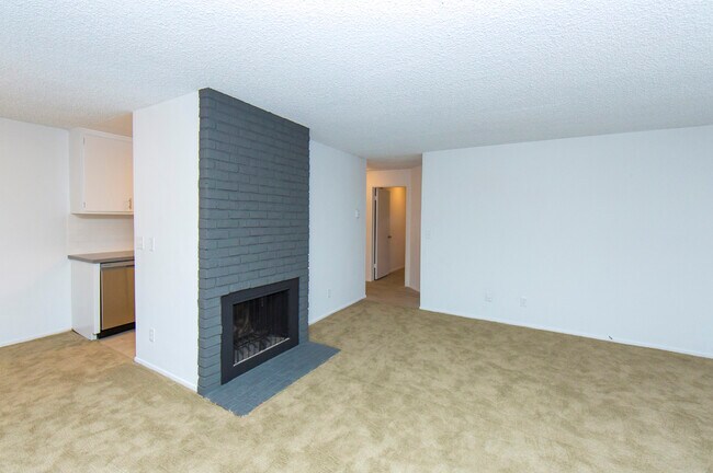 Building Photo - 1457 Butler Ave