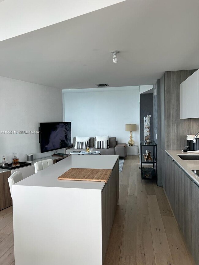 Foto del edificio - 2900 NE 7th Ave