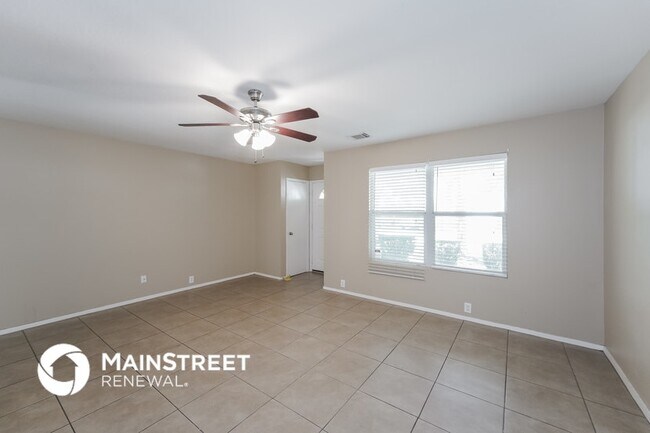 Foto del edificio - 3235 Dartmouth Field Ln