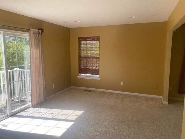 Foto del edificio - 6321 Brant Ln